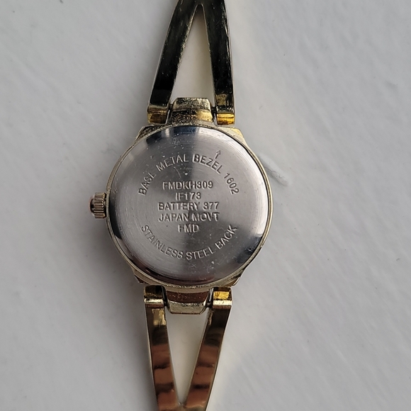 Watch - Picture 2 of 8